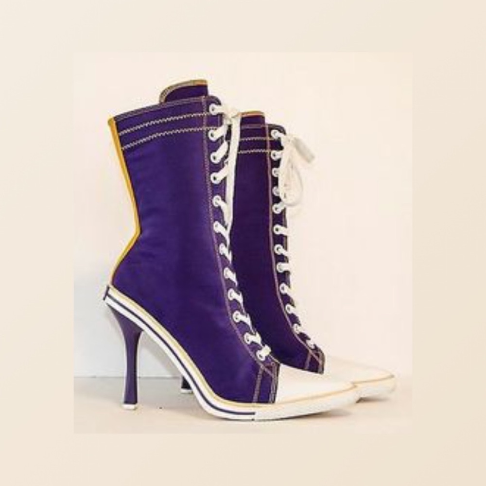 Steve Madden Lace Up Booties